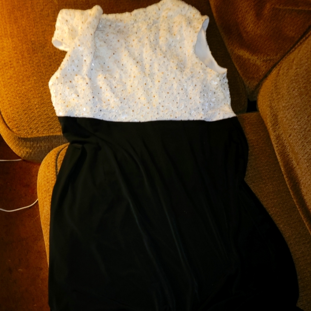 Evening wear